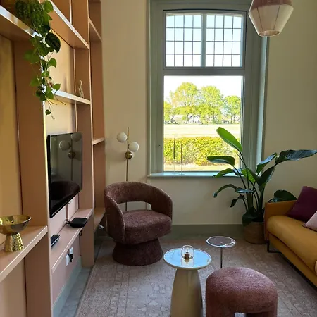 De Wogt Apartment *